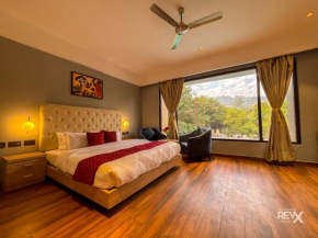 The Maple Woods Resort